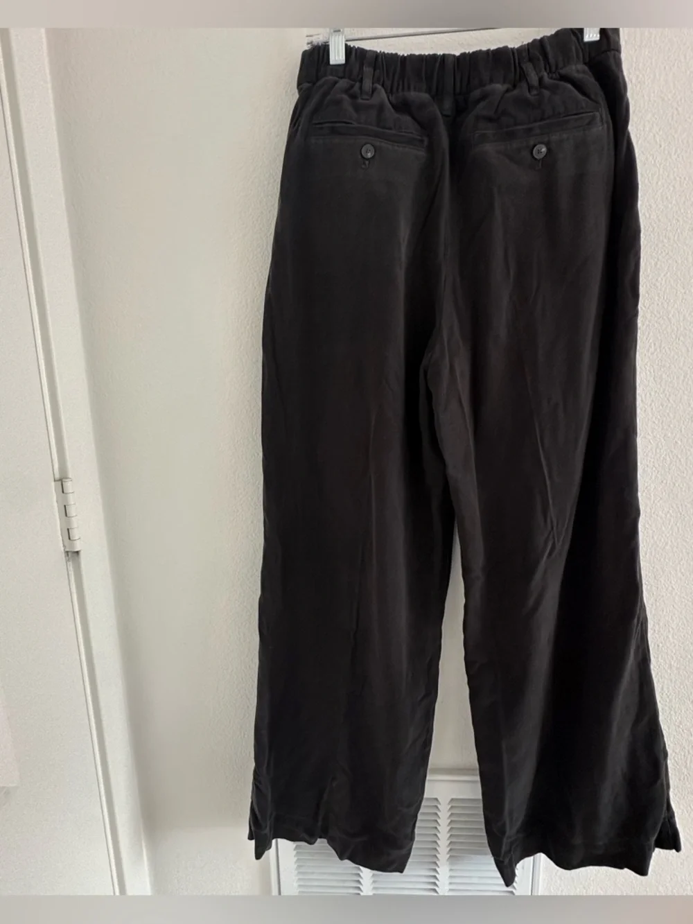 Everlane The Trouser in Buttersoft in Black Size: 8, NWT